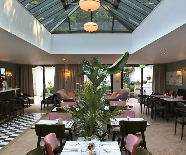 Lydiard Park Hotel