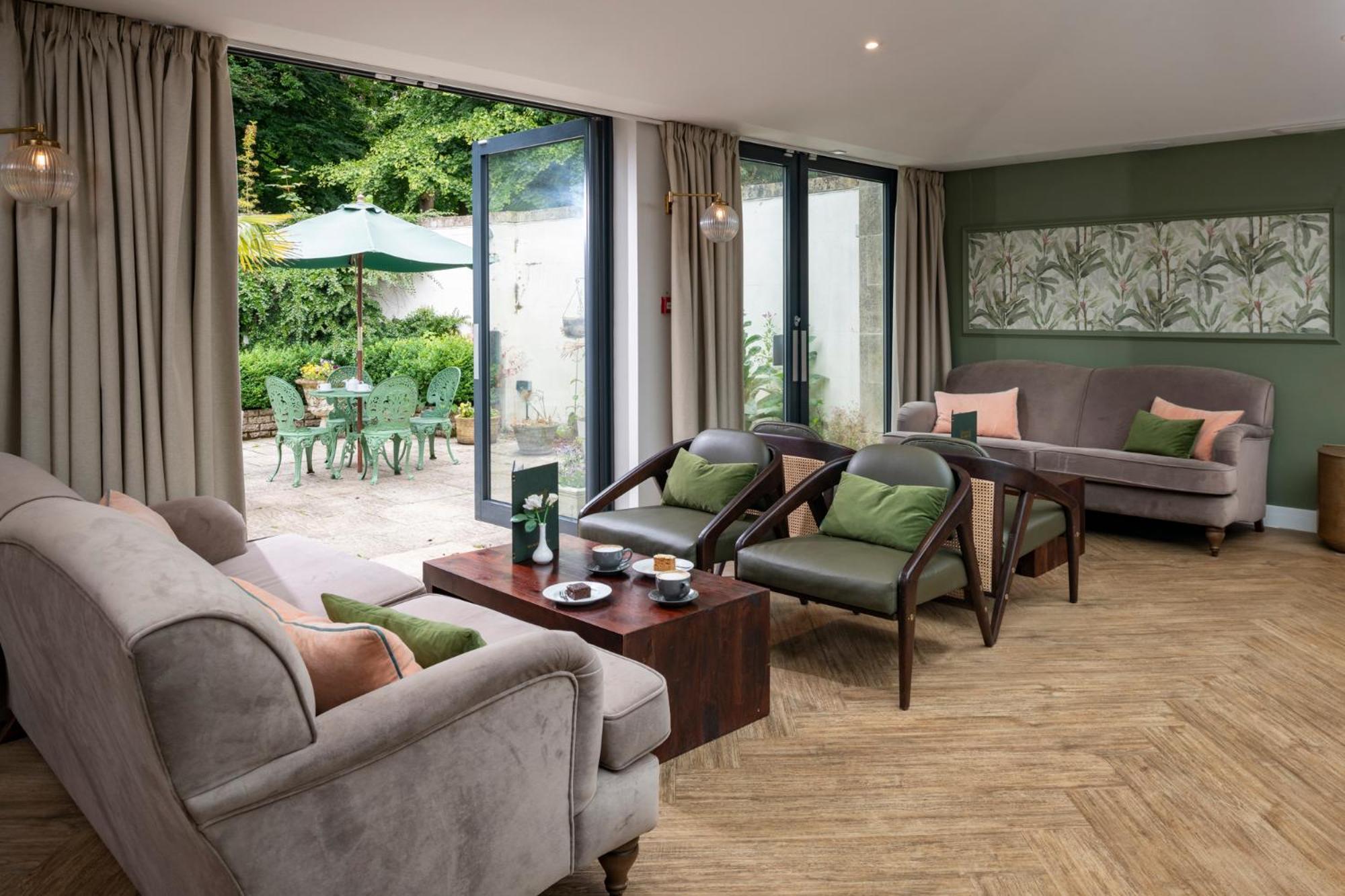 Lydiard Park Hotel 3*